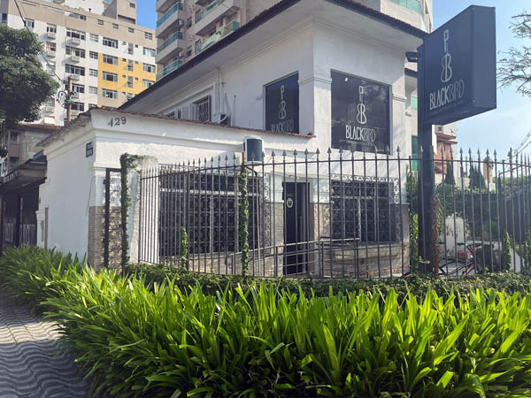 Fachada da Blackbird Unidade II na Av. Francisco Glicério, 429